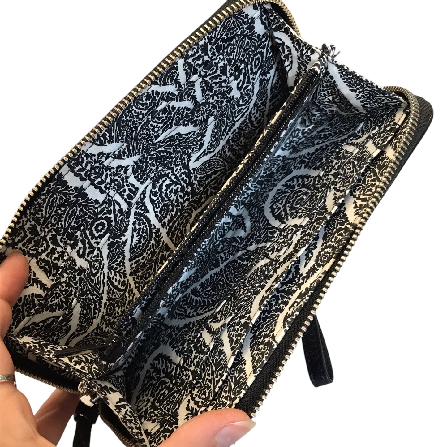 Wallet By Vera Bradley In Black, Size:Medium