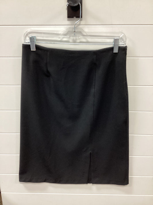 Skirt Midi By Clothes Mentor In Black, Size:6