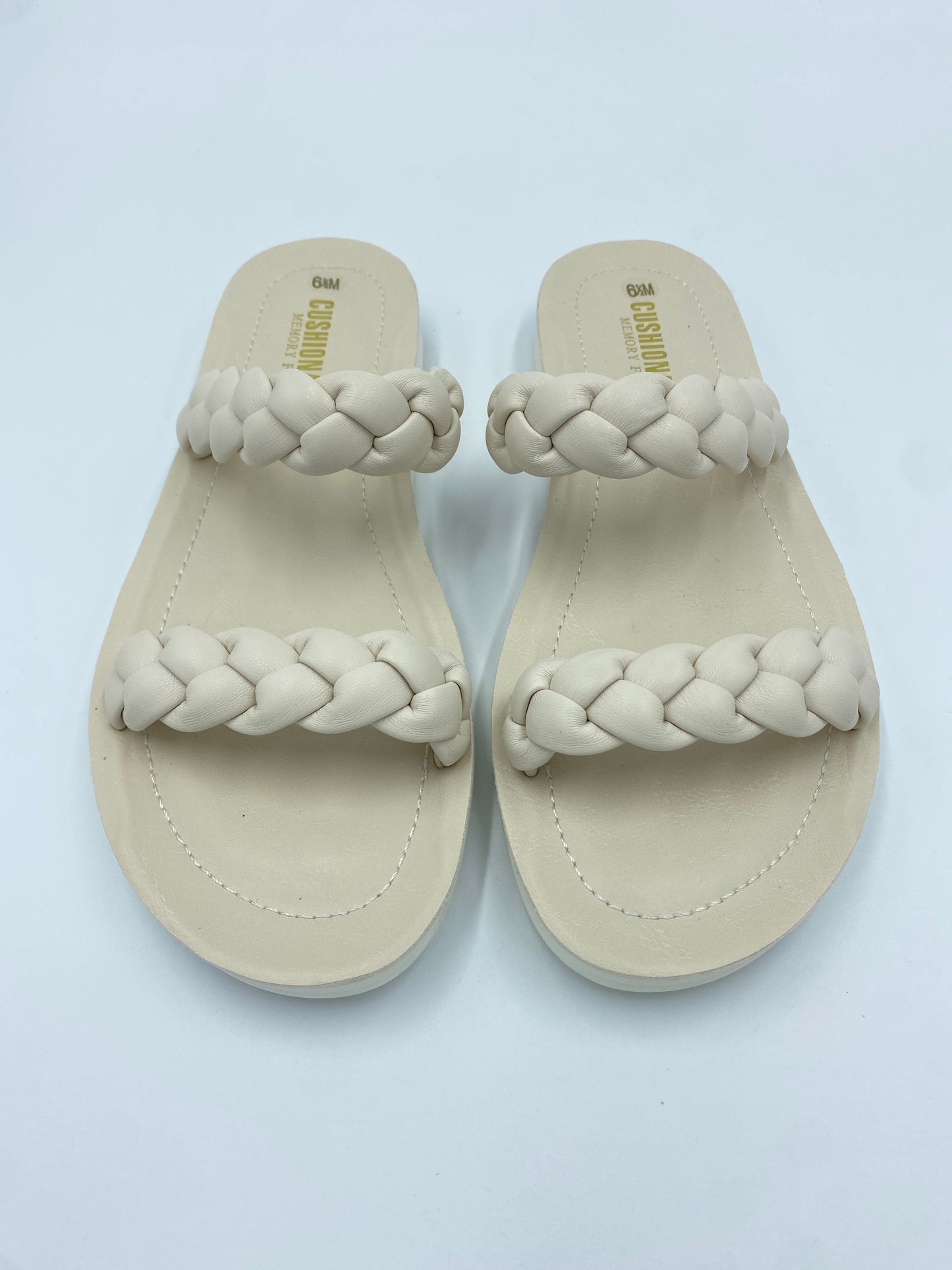 Sandals Flats By Cushoinare  Size: 6.5