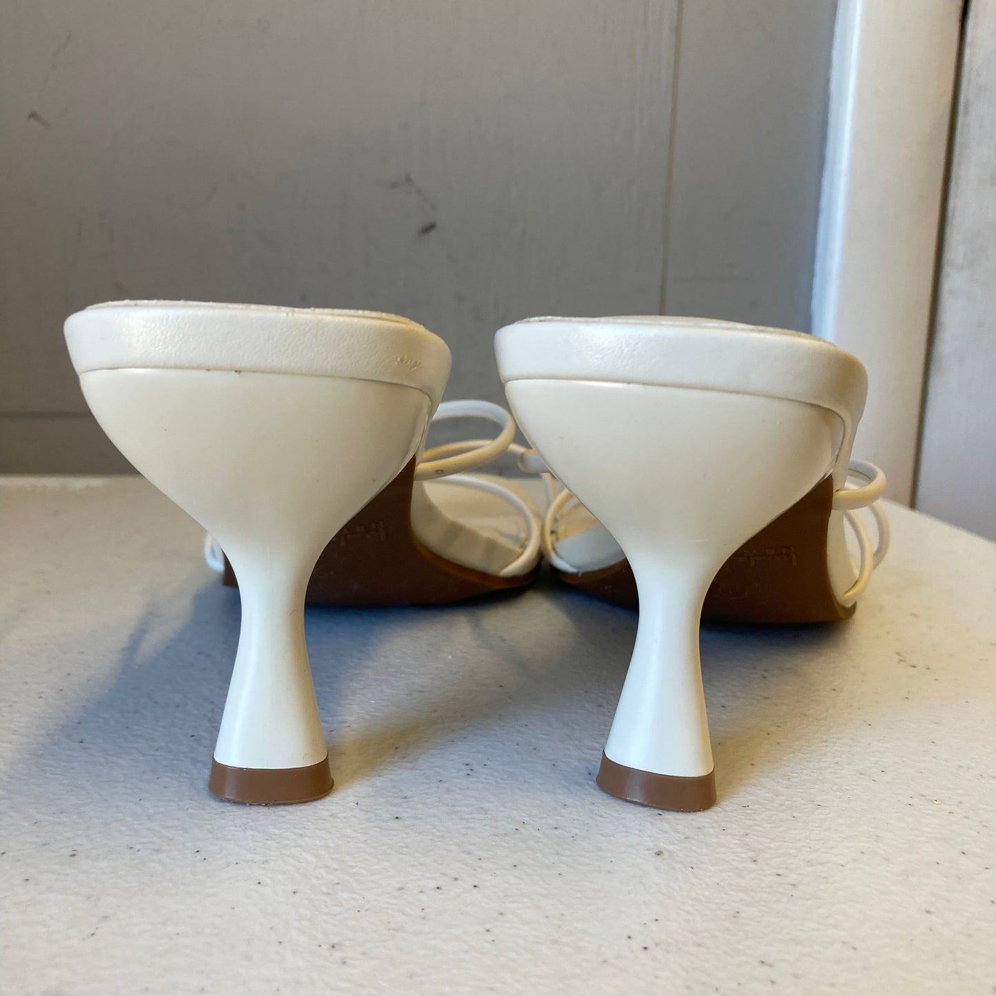Sandals Heels Stiletto By Nicole Miller In Cream, Size:9