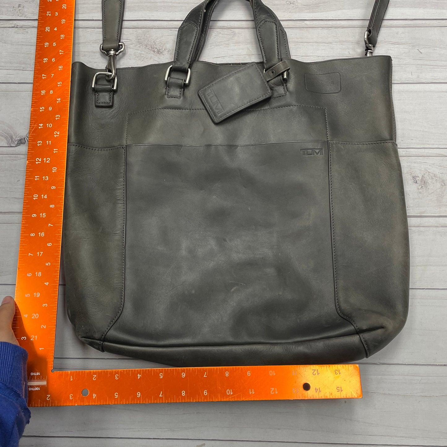 Tote Designer By Tumi, Size: Large