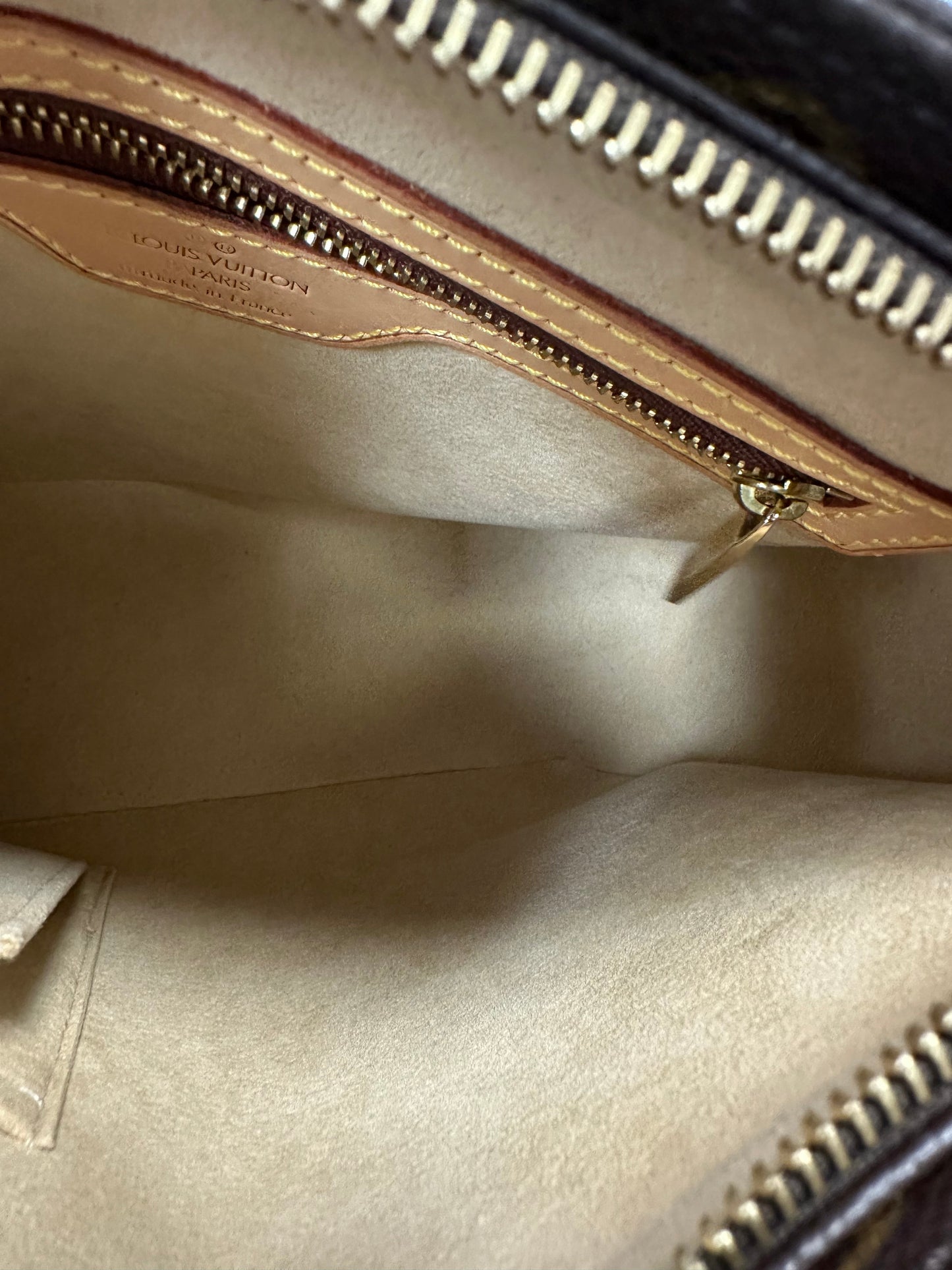 Handbag Luxury Designer By Louis Vuitton In Brown & Tan, Size:Medium