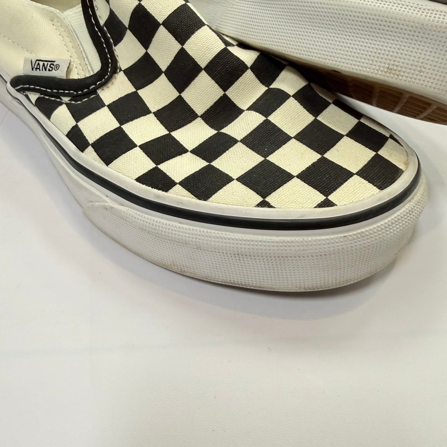 Shoes Sneakers By Vans In Checkered Pattern, Size: 6