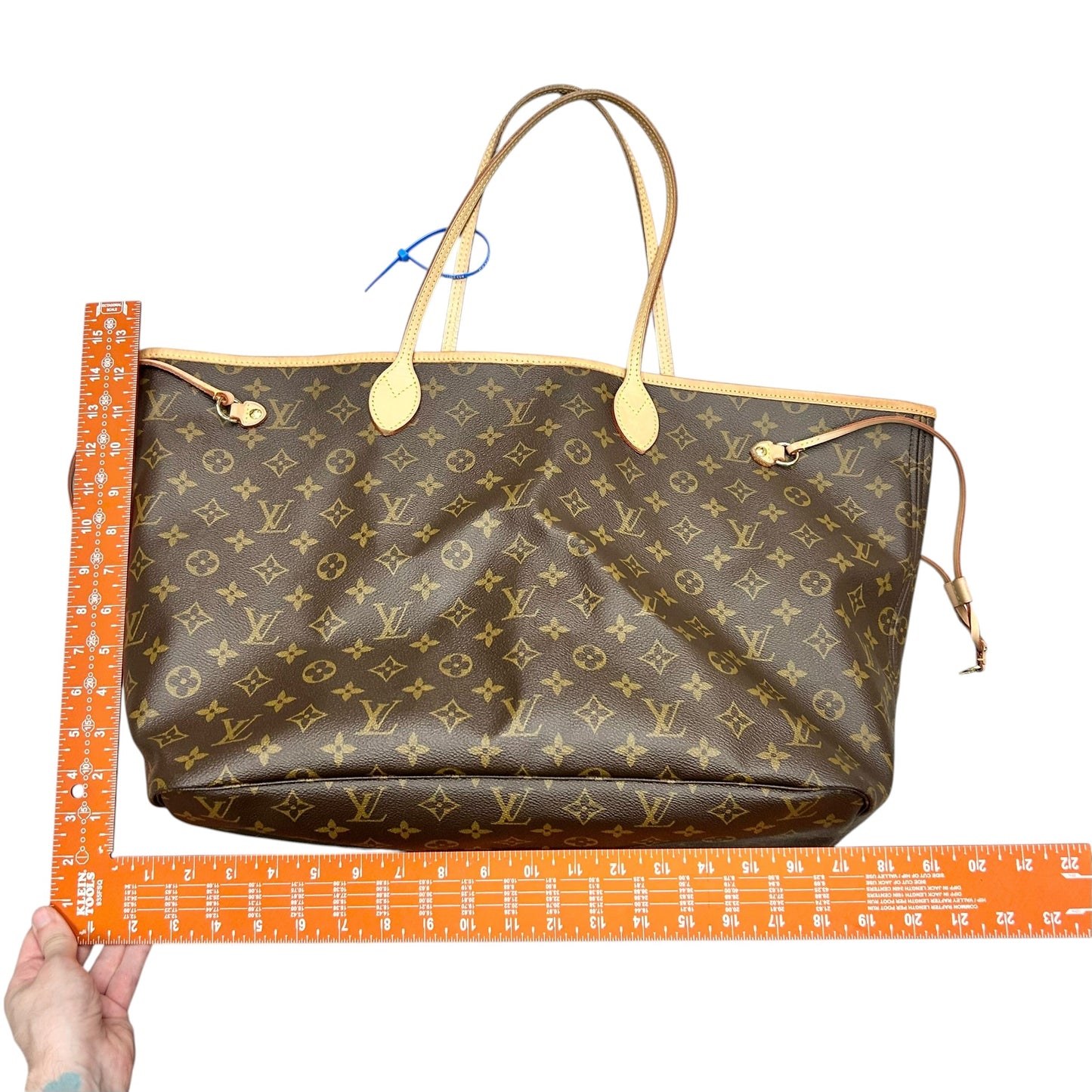 Handbag Luxury Designer By Louis Vuitton, Size: Large