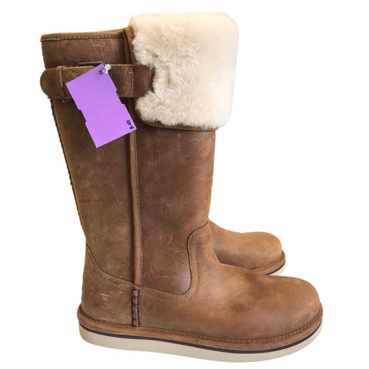 Boots Designer By Ugg In Brown, Size:5