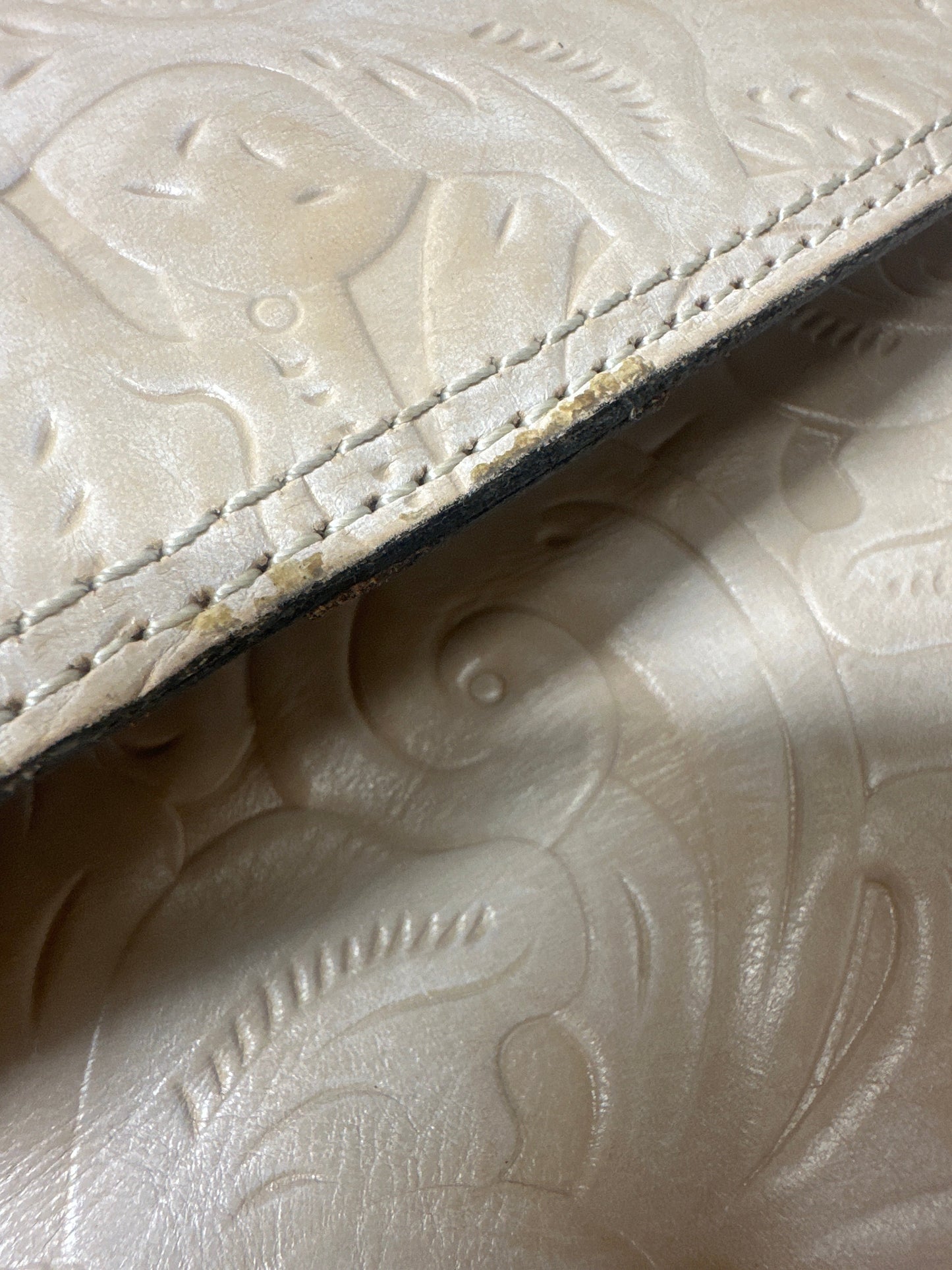 Crossbody Designer By Patricia Nash In Cream, Size:Small
