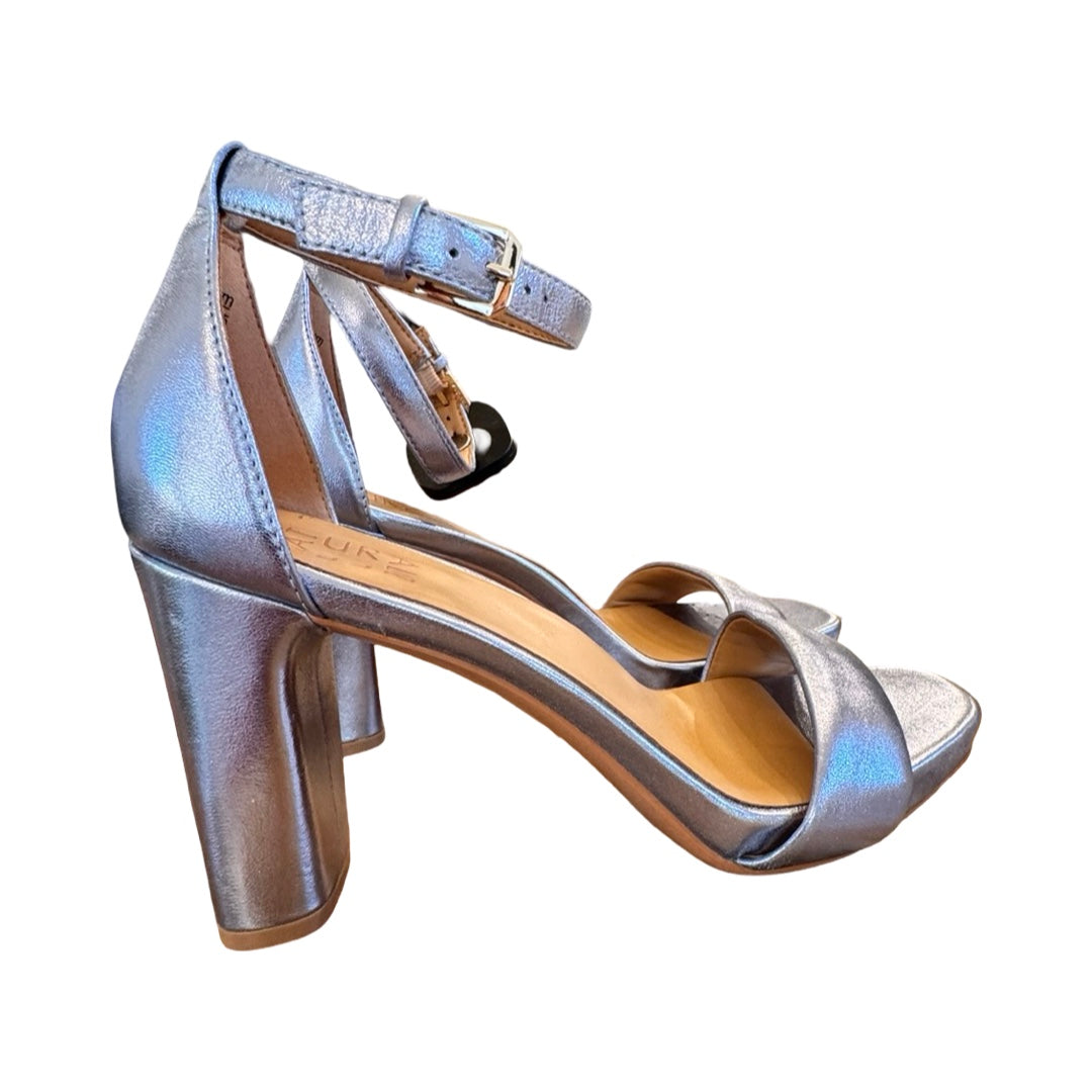 Sandals Heels Block By Naturalizer In Silver, Size:7