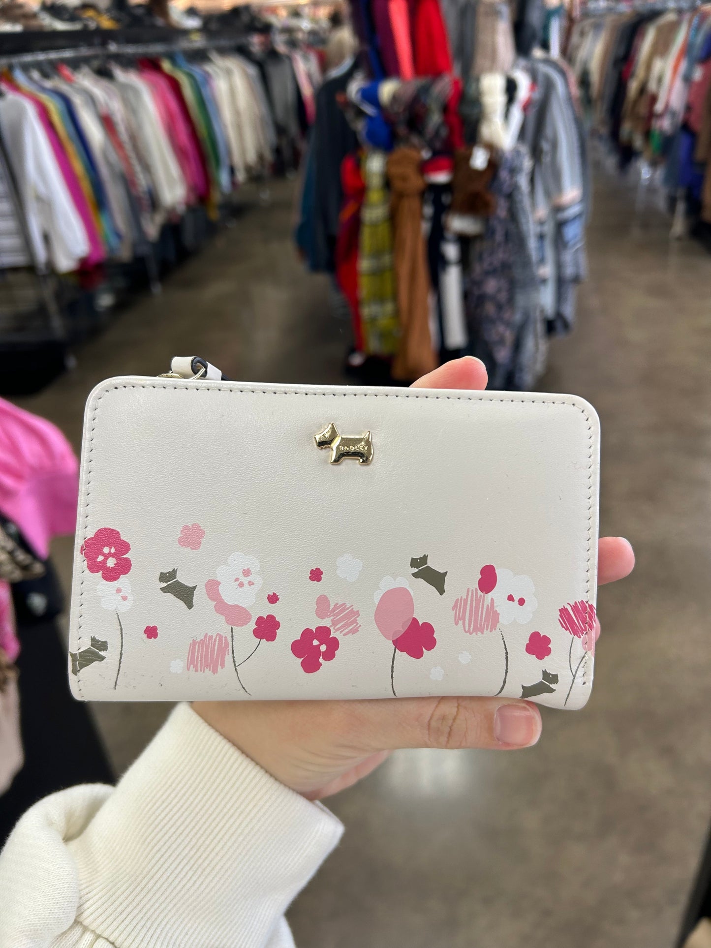 Wallet By Radley London In Cream & Pink, Size:Medium