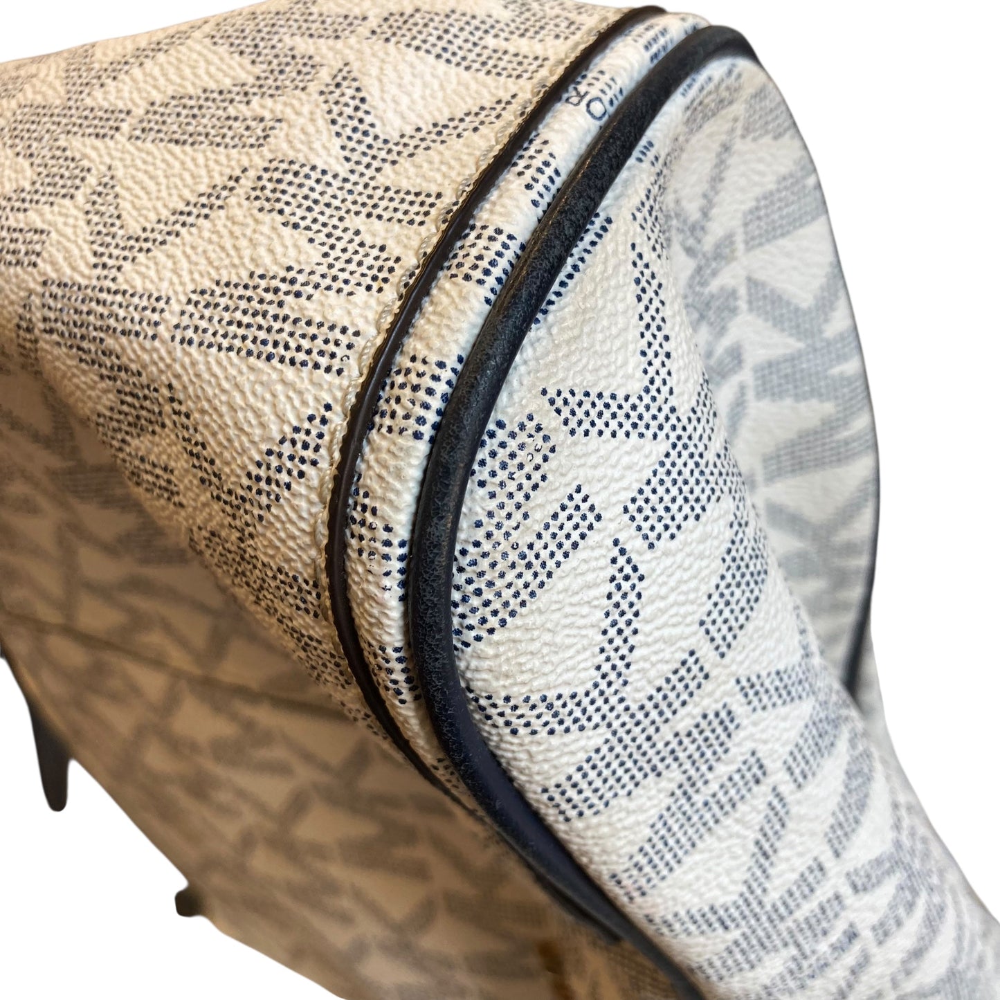 Handbag Designer By Michael Kors In White, Size:Large