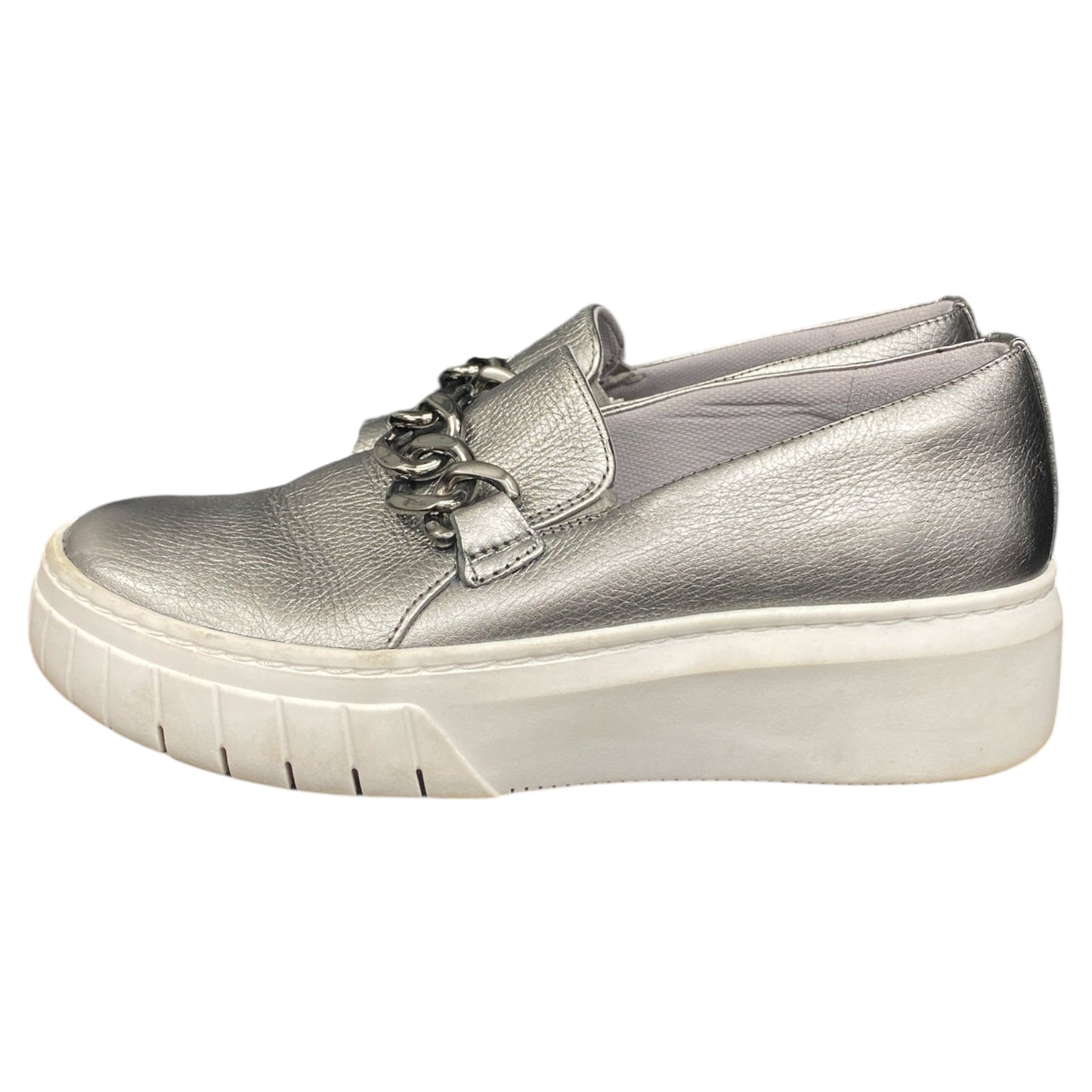 Shoes Sneakers By Naturalizer In Silver, Size:9