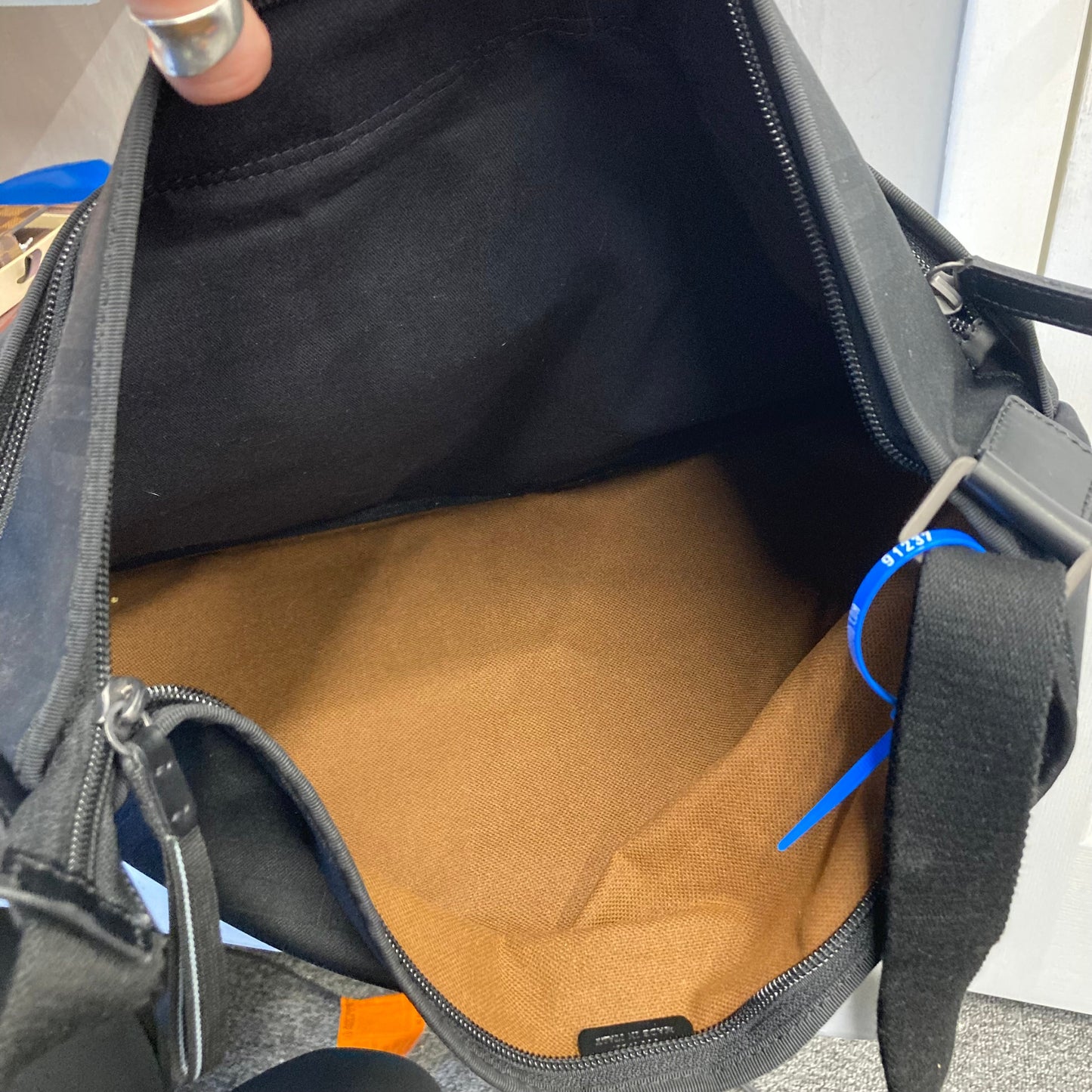 Tote Luxury Designer By Burberry In Black, Size:Large