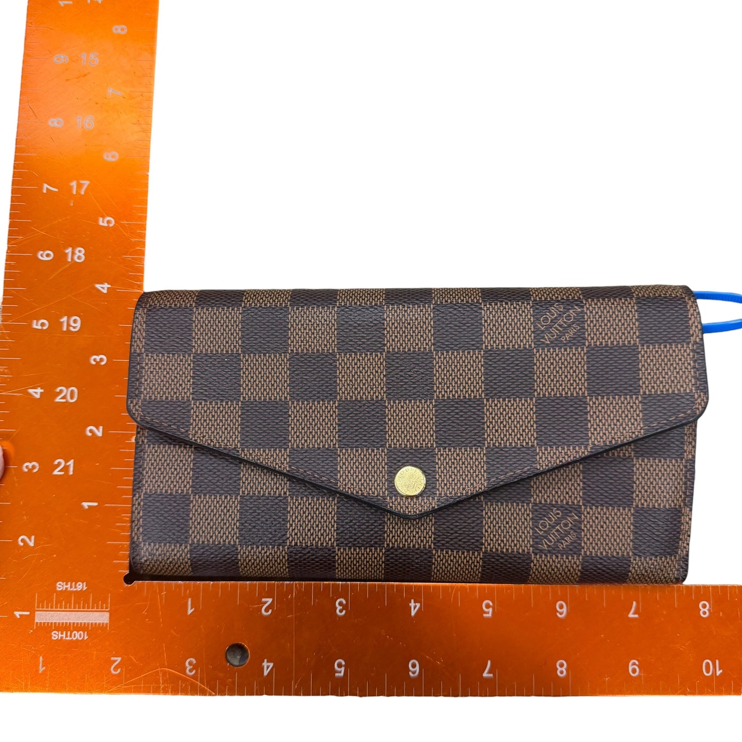 Wallet Luxury Designer By Louis Vuitton, Size: Medium