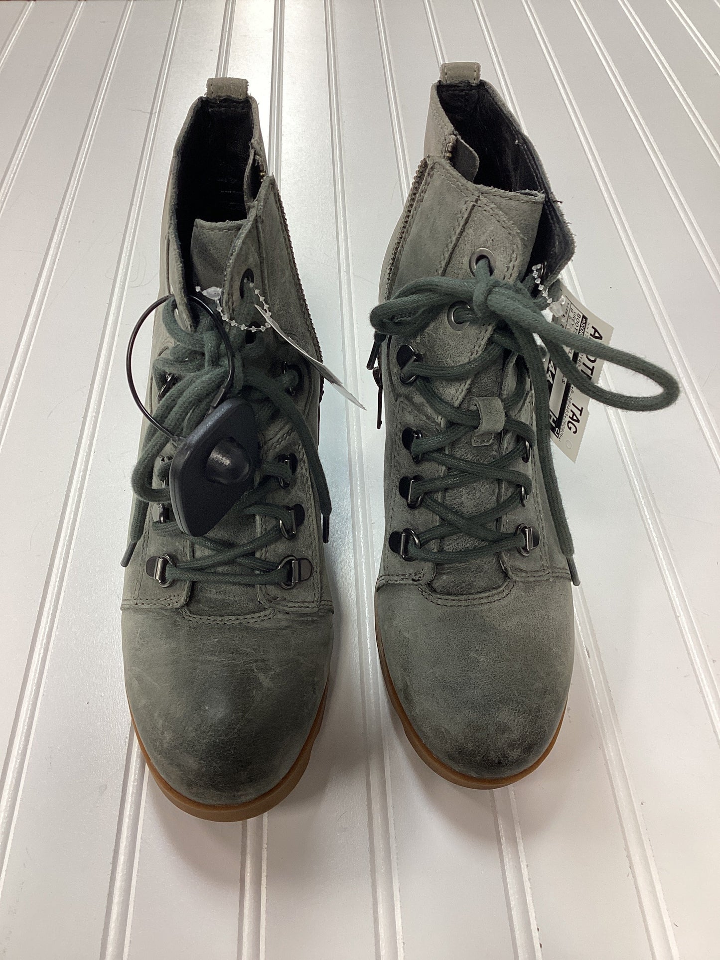 Boots Ankle Heels By Sorel In Grey, Size:8.5