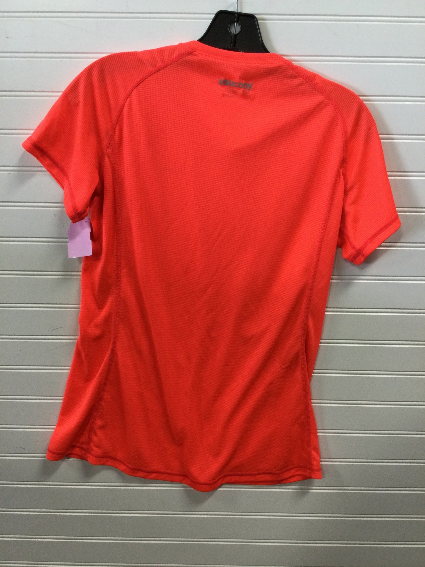Athletic Top Ss By Saucony In Orange, Size:M