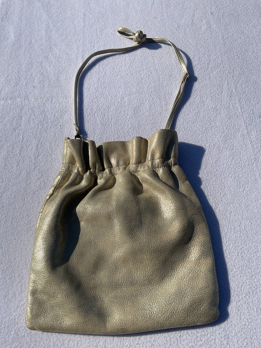 Handbag Leather By Hobo Intl In Gold, Size:Medium