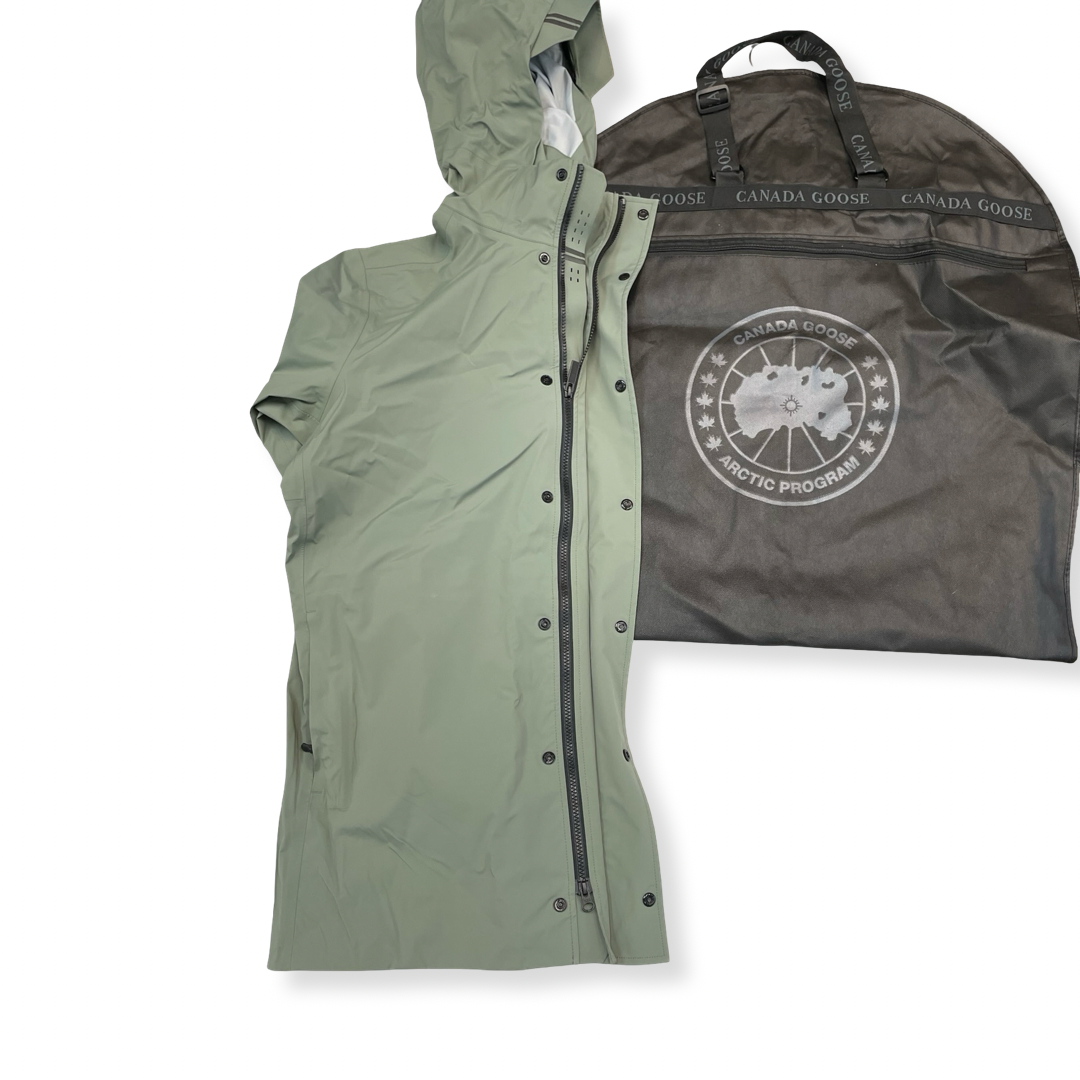 Jacket Luxury Designer By Canada Goose In Green, Size:L