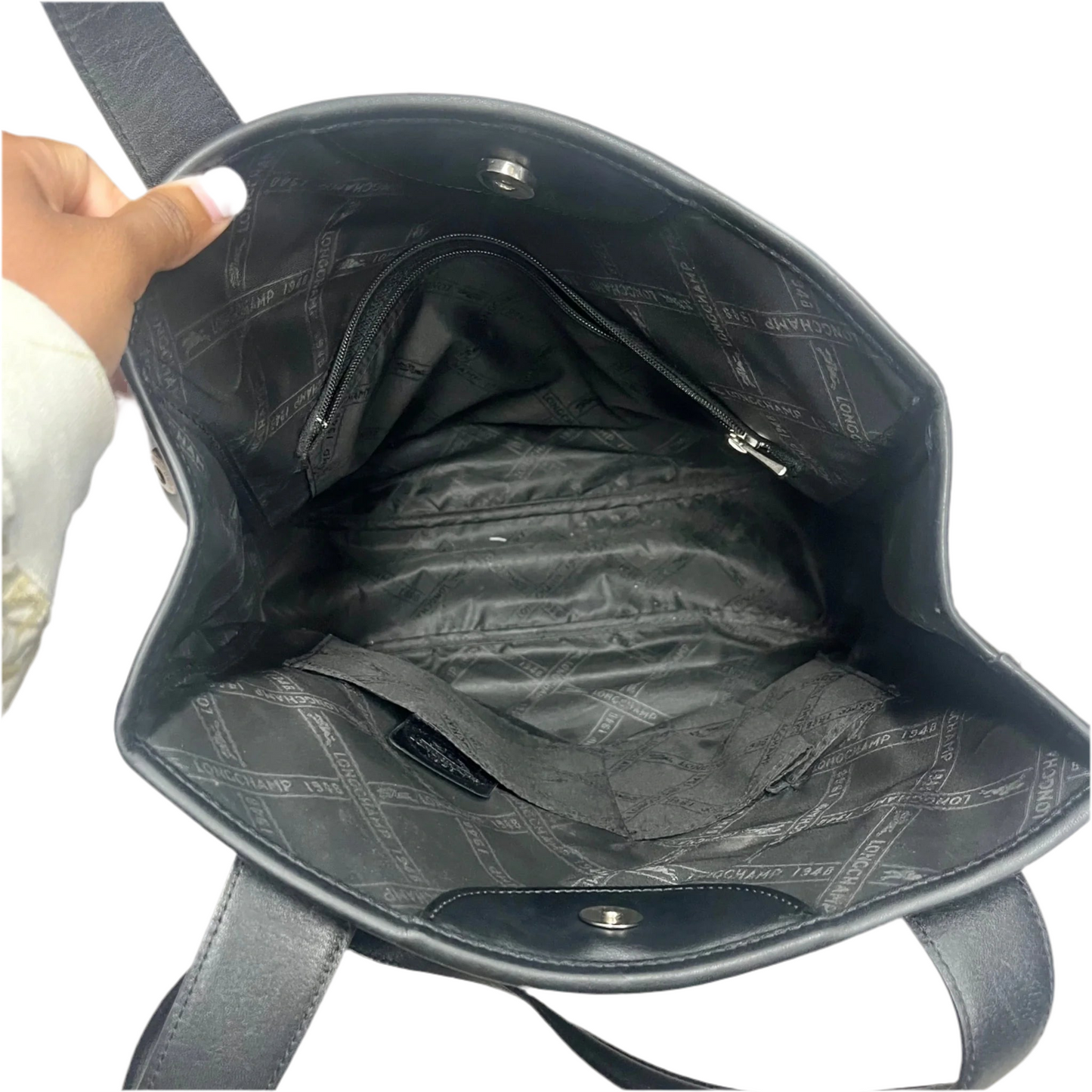 Handbag Designer By Longchamp, Size: Medium