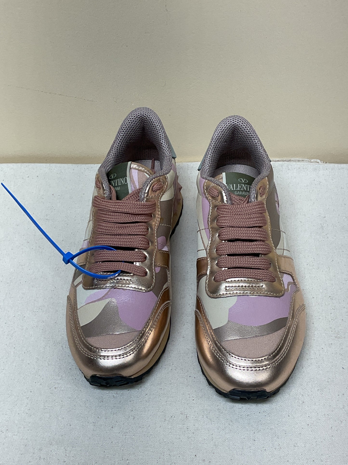 Shoes Luxury Designer By Valentino-Garavani In Pink, Size:6