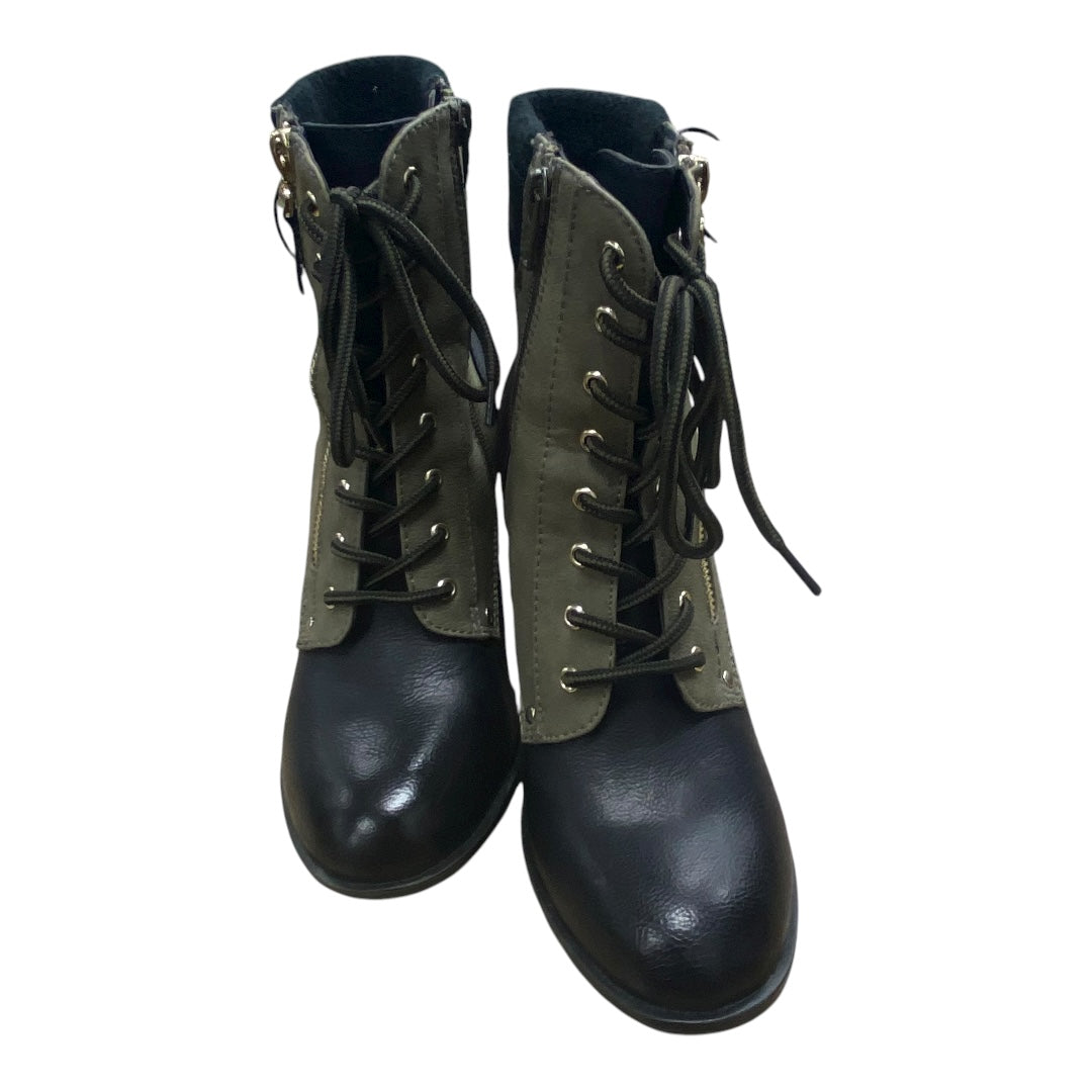Boots Ankle Heels By Apt 9 In Black & Green, Size:7.5