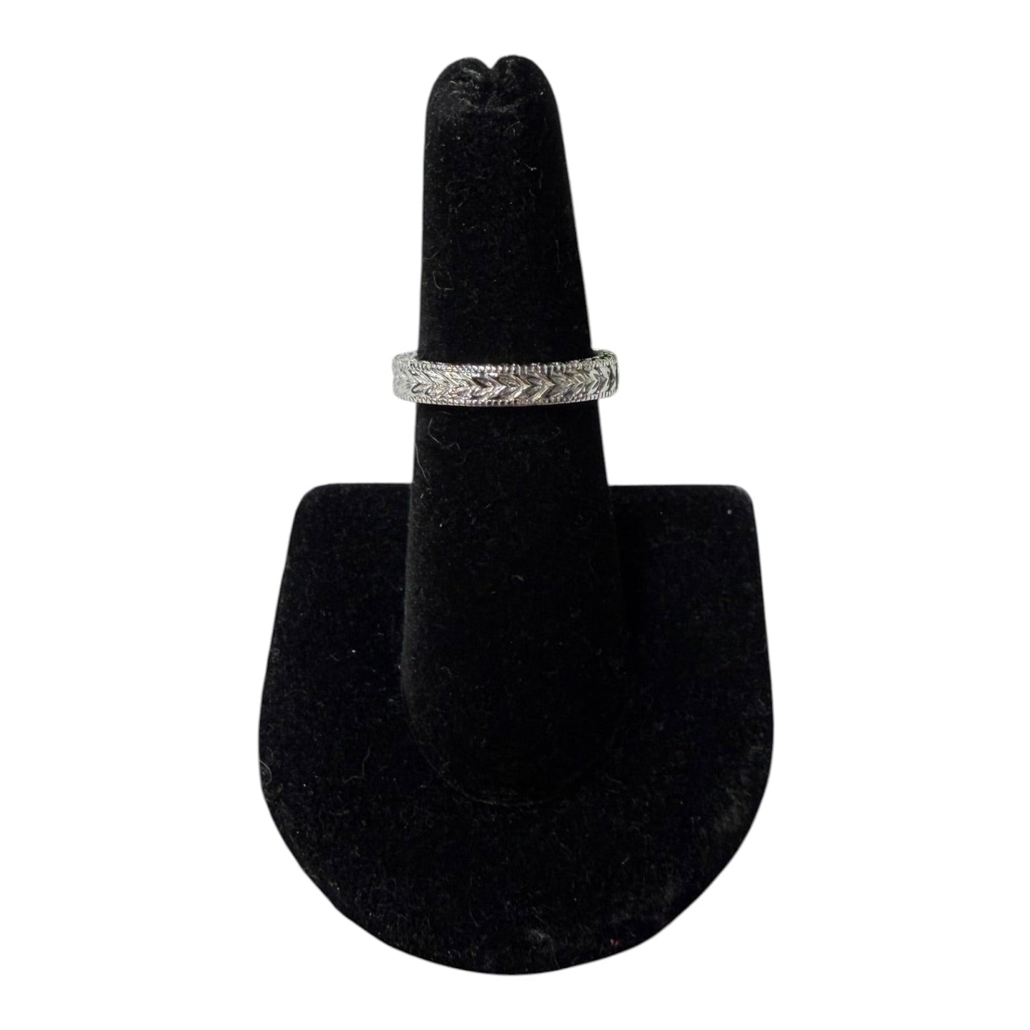 Ring Other size 7 In Silver