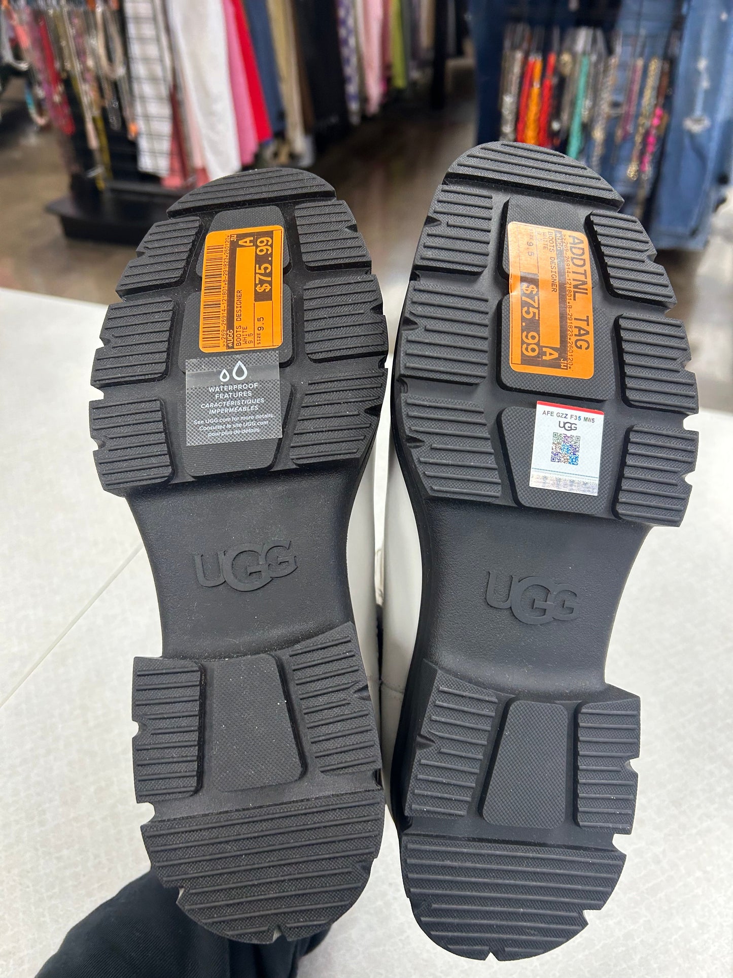 Boots Designer By Ugg In White, Size:9.5