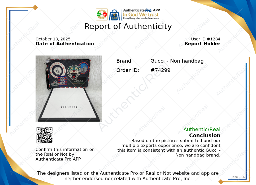 Wristlet Luxury Designer By Gucci, Size: Large