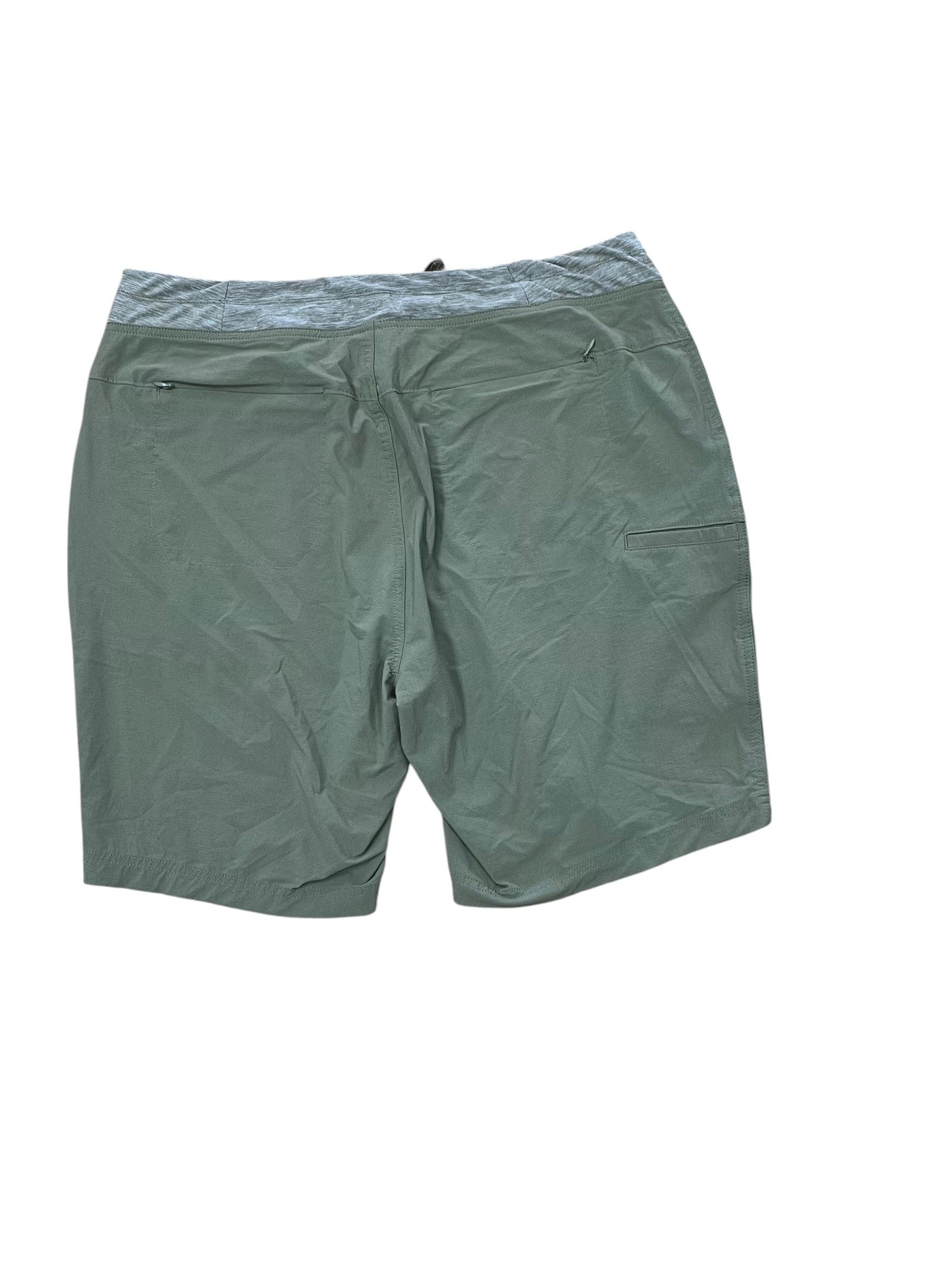 Shorts By Duluth Trading In Green, Size:16