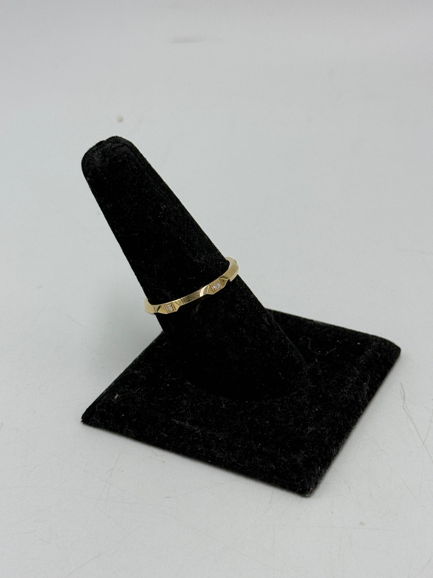 Tiffany & Company True Band Diamond Luxury Ring In 18k Gold , Size: 9.5