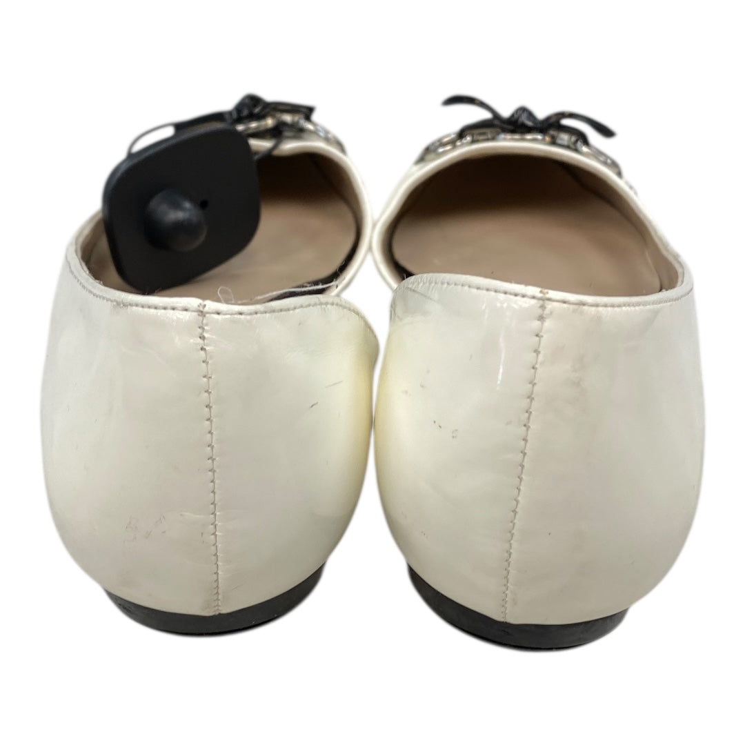 Shoes Flats By Naturalizer In Black & White, Size:6