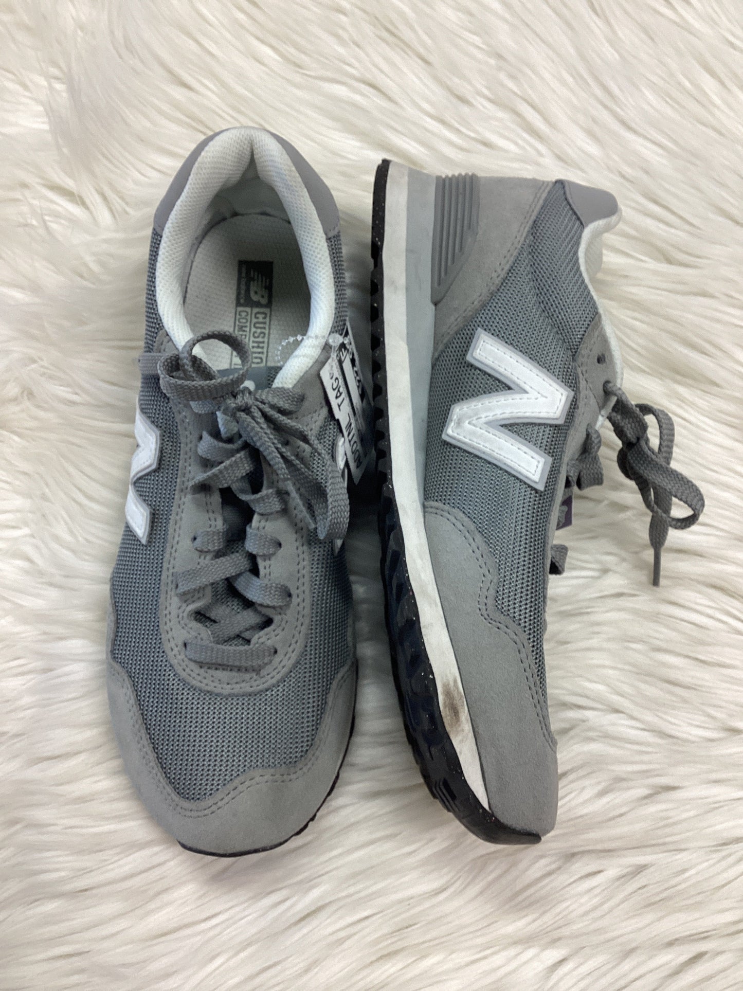 Shoes Sneakers By New Balance In Grey, Size:9.5