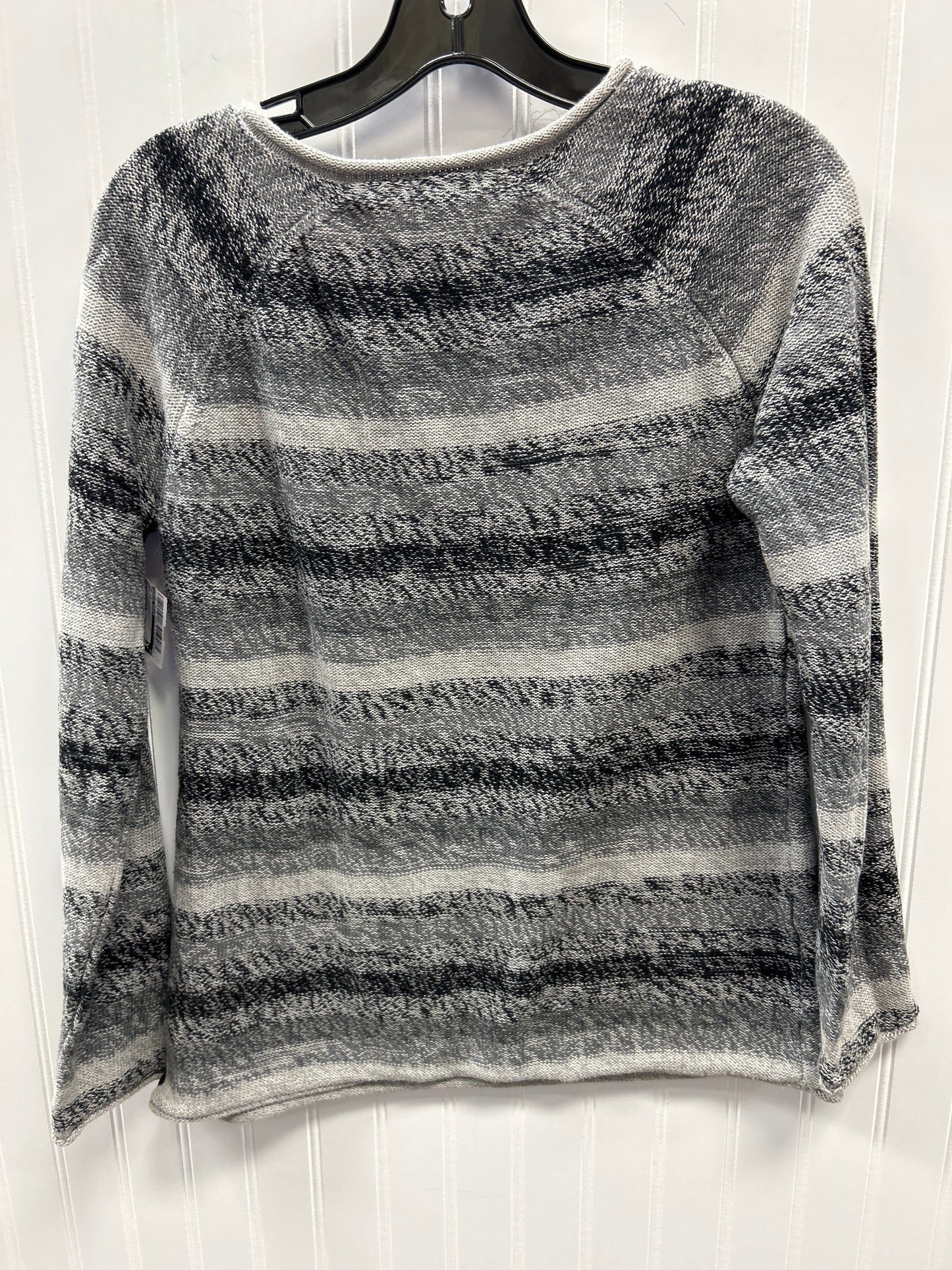 Top Ls By Eddie Bauer In Grey, Size:M