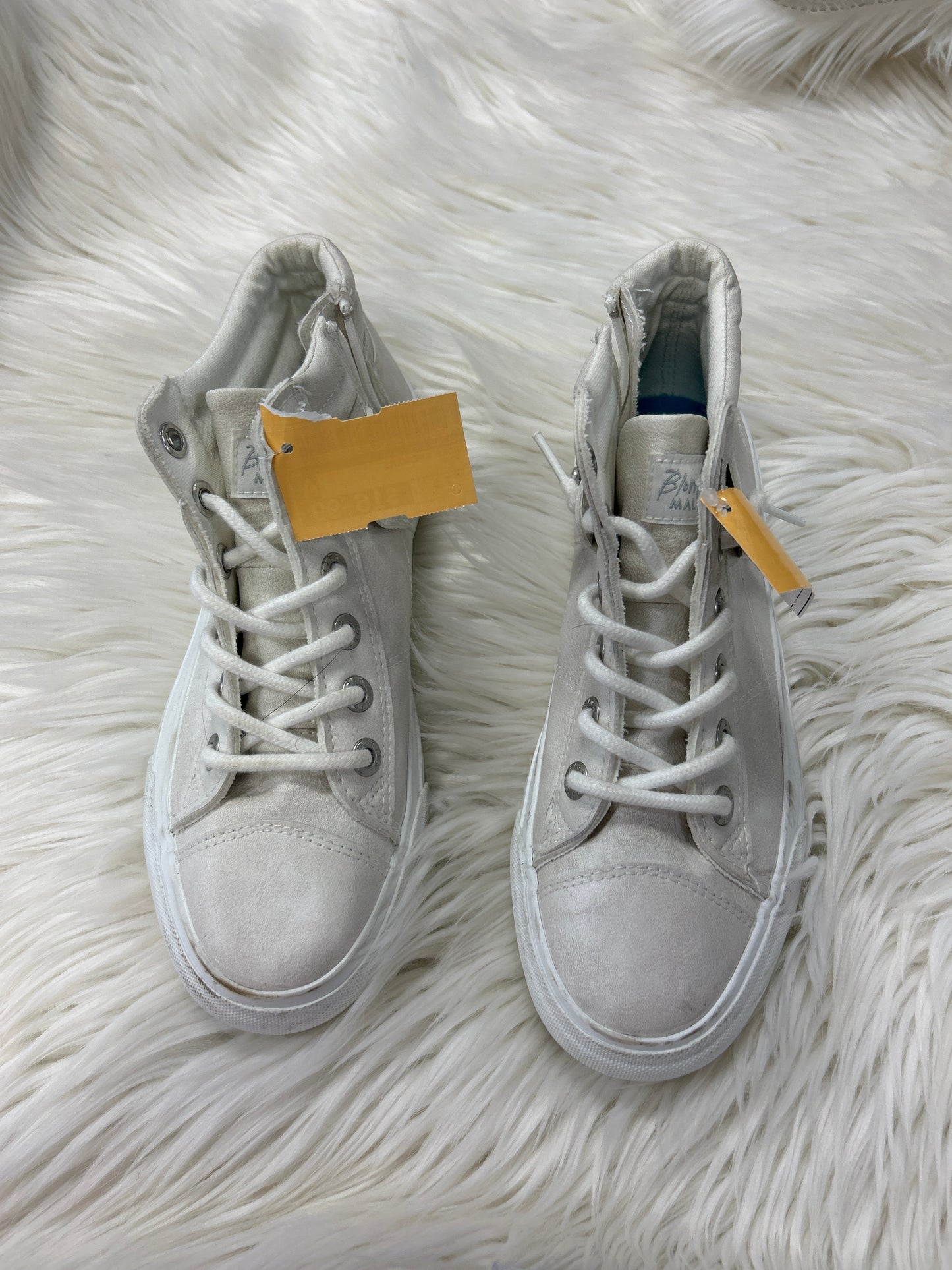 Shoes Sneakers By Blowfish In Cream, Size:7.5