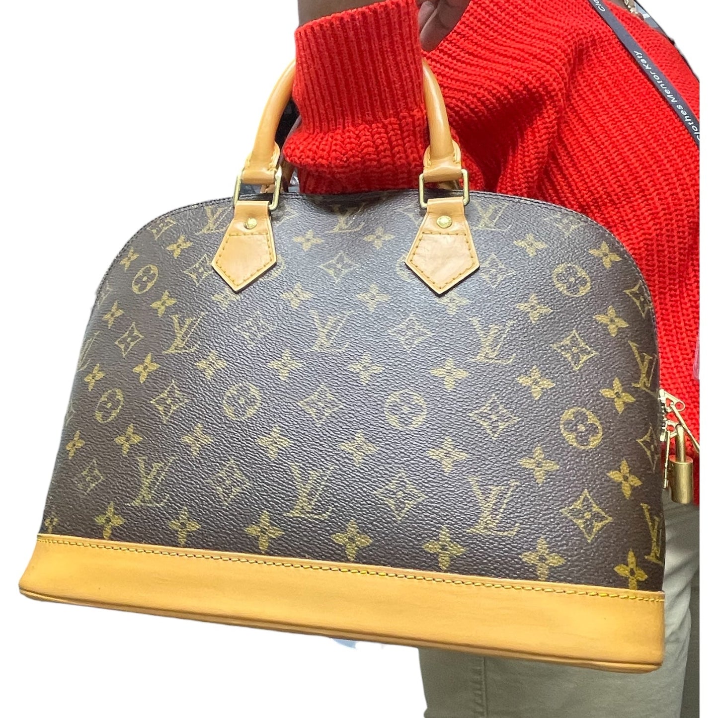Handbag Luxury Designer By Louis Vuitton, Size: Medium