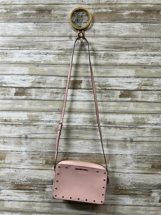 Crossbody Designer By Michael Kors In Pink, Size:Medium