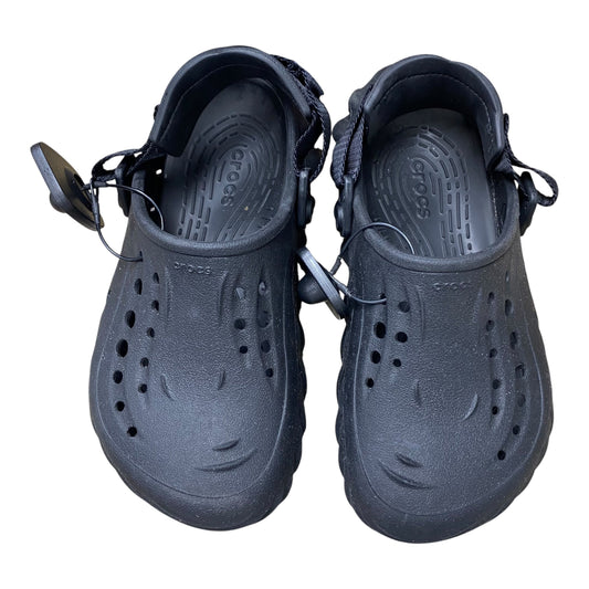 Shoes Flats By Crocs In Black, Size:6