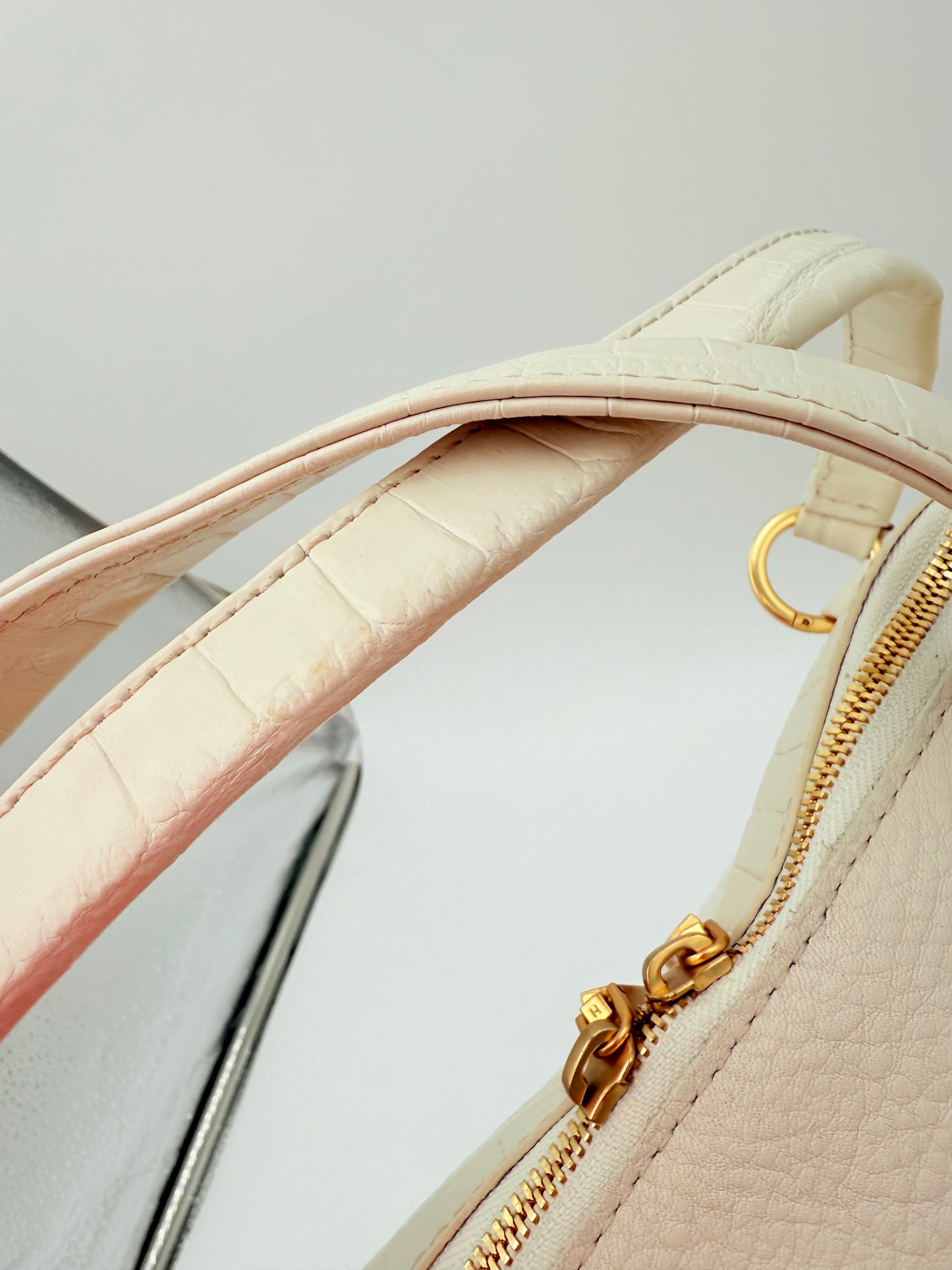 Handbag Leather By Hammitt, Size: Large