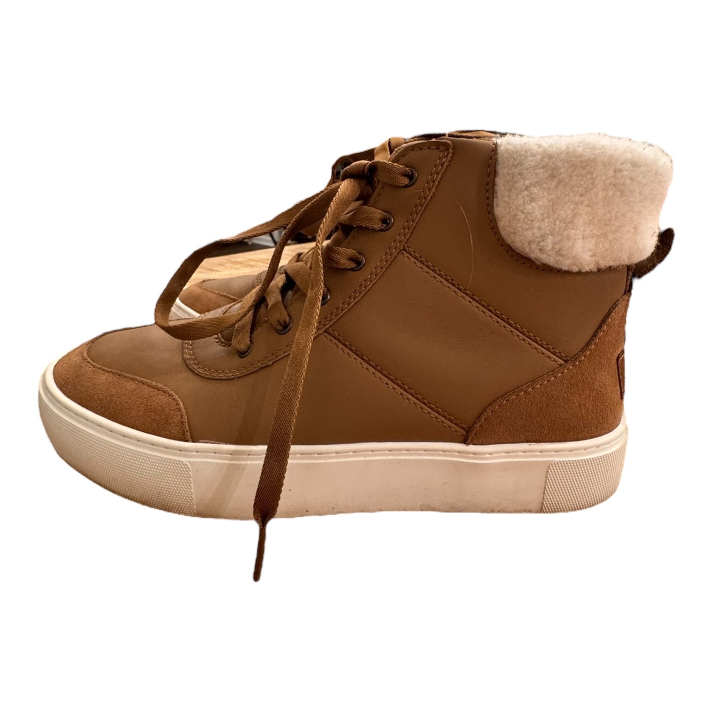 Shoes Designer By Ugg In Brown, Size:8.5