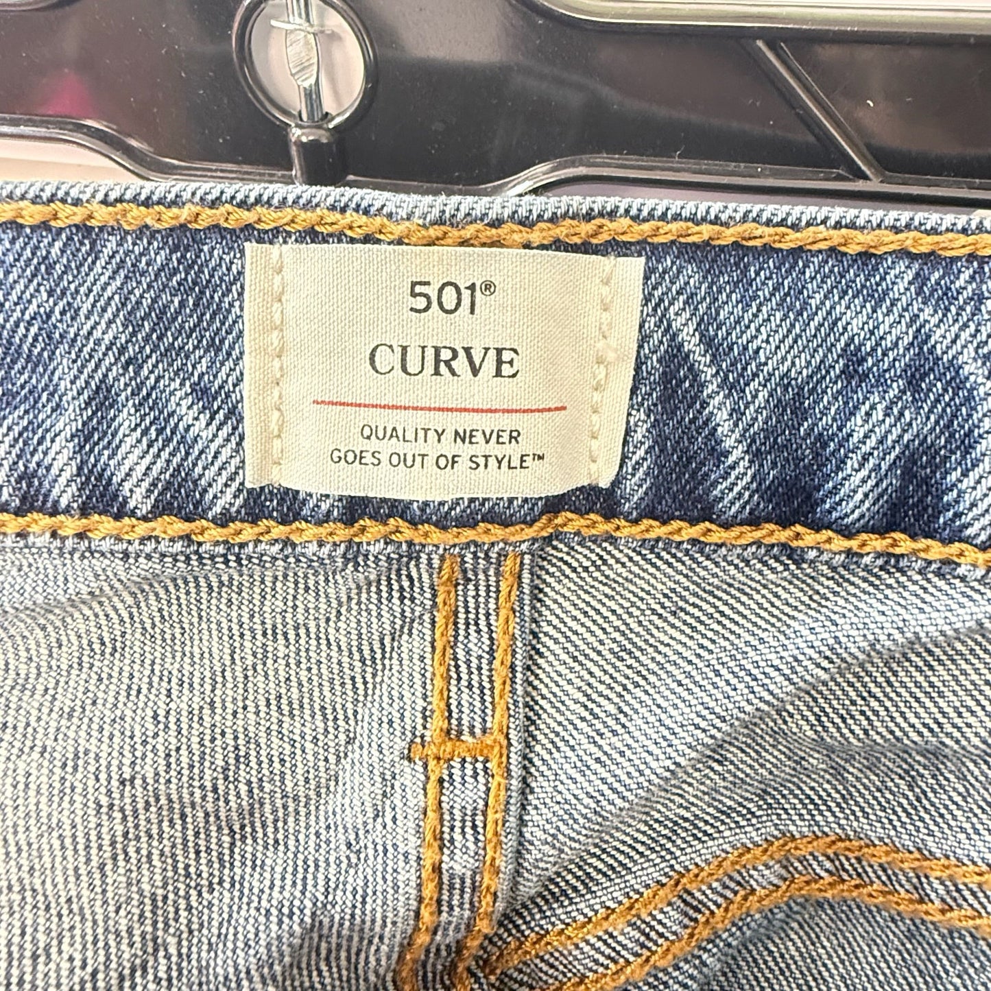 Jeans Straight By Levis In Blue Denim, Size: 8