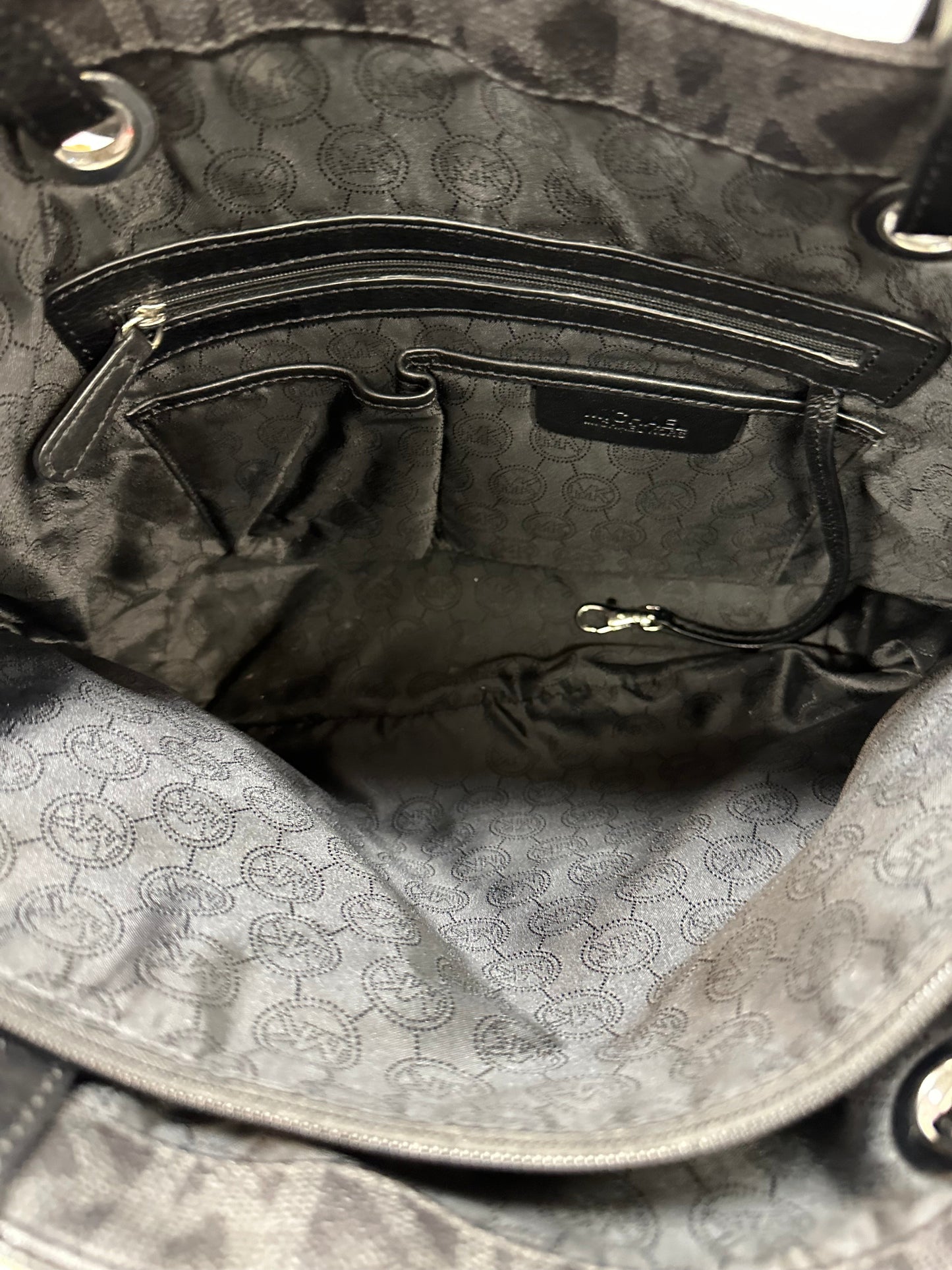 Handbag Designer By Michael Kors In Black, Size:Medium