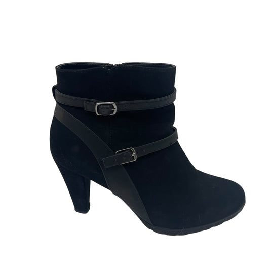 BLACK BOOTS ANKLE HEELS by WHITE MOUNTAIN Size:9