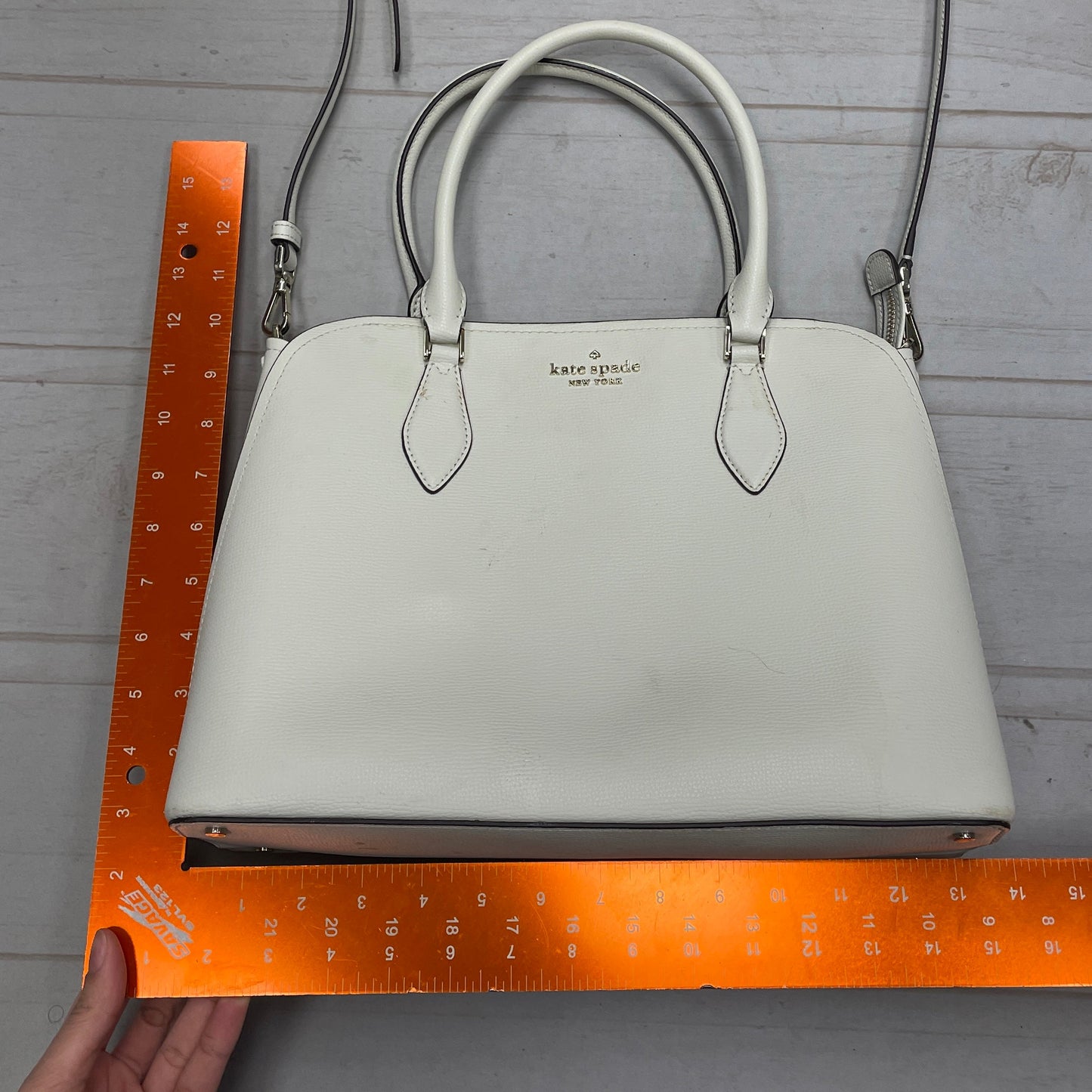 Crossbody Designer By Kate Spade, Size: Large