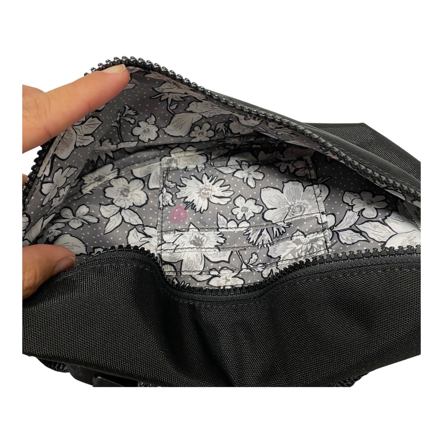 BELT BAG by VERA BRADLEY In BLACK, Size: MEDIUM