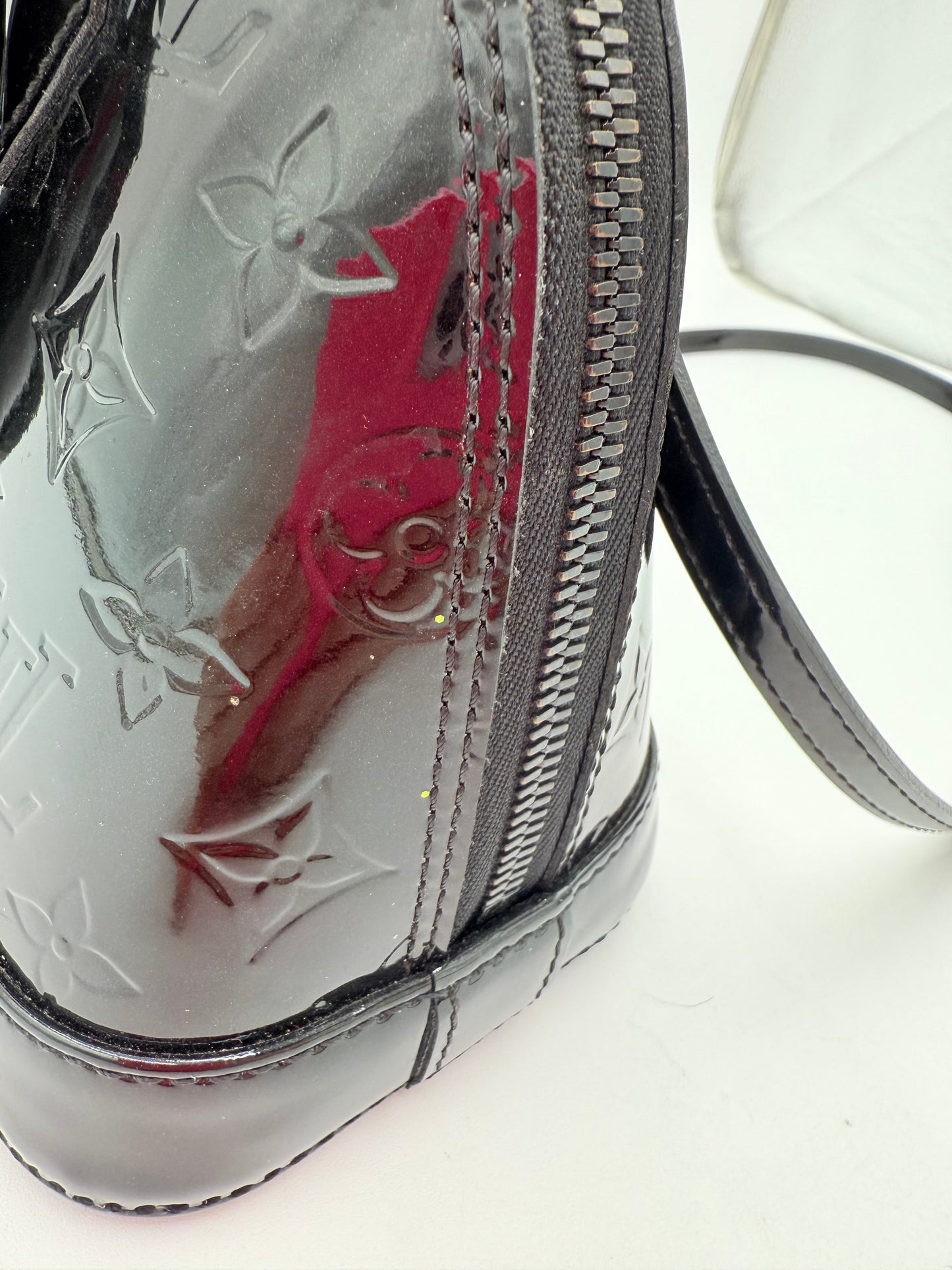 Handbag Luxury Designer By Louis Vuitton In Black, Size:Small