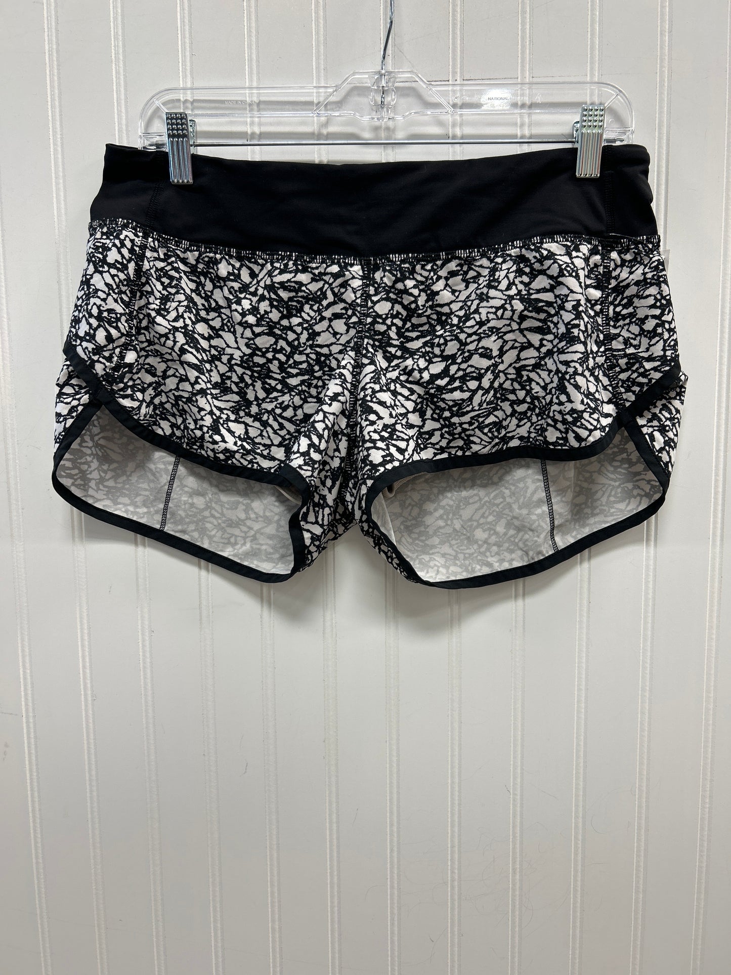 Athletic Shorts By Lululemon In Black & White, Size:8