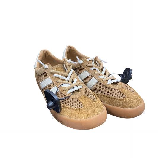 Shoes Sneakers By Steve Madden In Brown & White, Size:9.5
