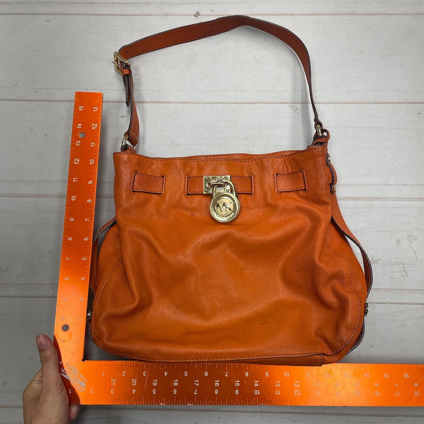 Handbag Leather By Michael By Michael Kors, Size: Large