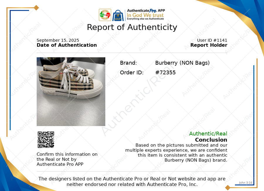 Shoes Luxury Designer By Burberry In Plaid Pattern, Size:8