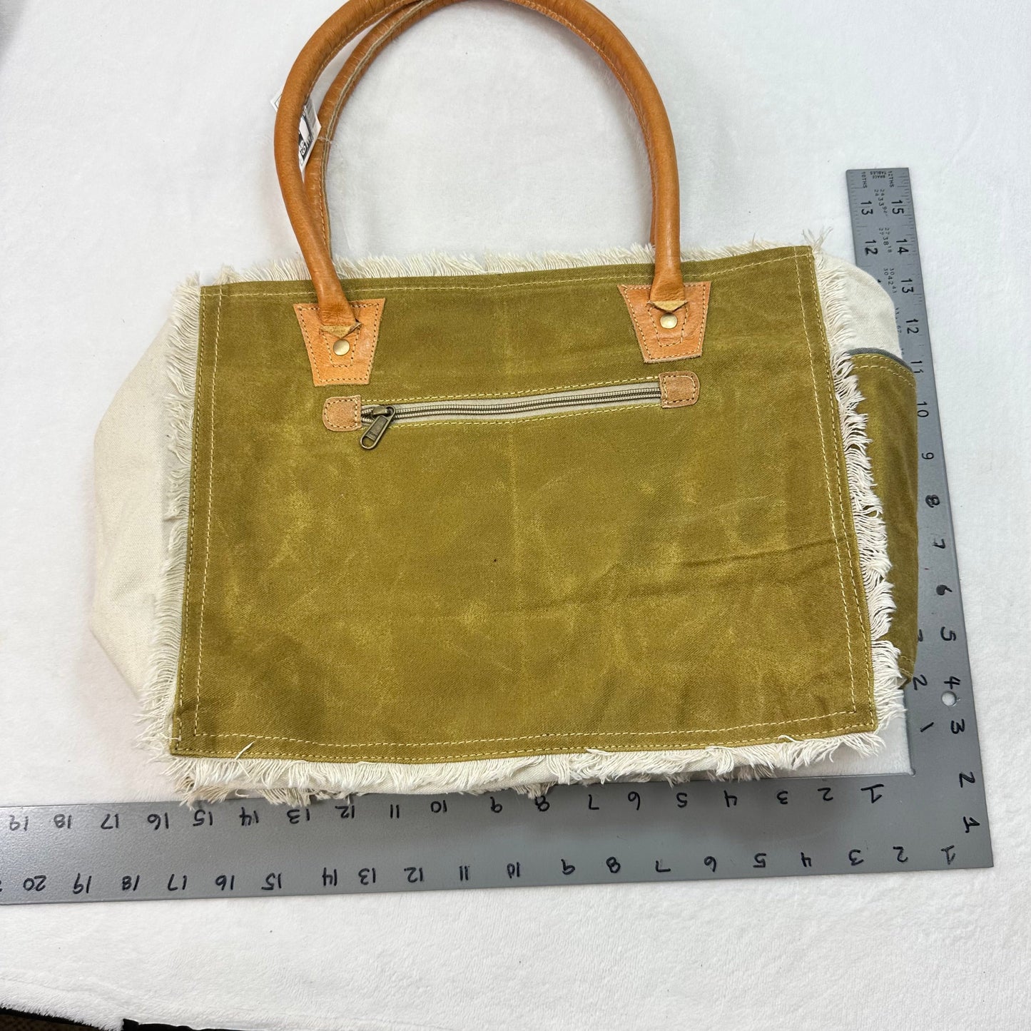 Handbag By Clothes Mentor, Size: Large