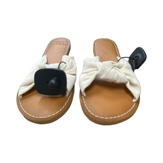Sandals Flats By Abercrombie And Fitch In Beige, Size:7.5