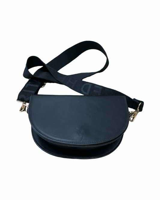 Crossbody By Clothes Mentor In Black, Size:Medium
